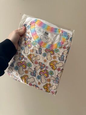 BAMBOO White Tee with Rainbow Collar and Colorful Mushroom Print